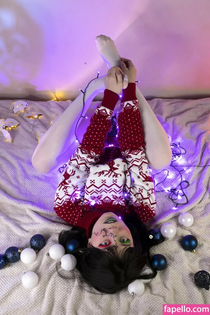 k0lenochka Onlyfans Photo Gallery 