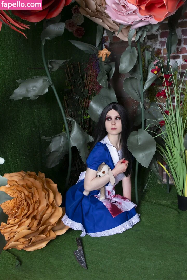 k0lenochka Onlyfans Photo Gallery 