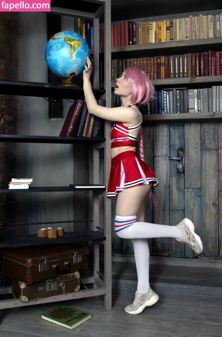 k0lenochka Onlyfans Photo Gallery 