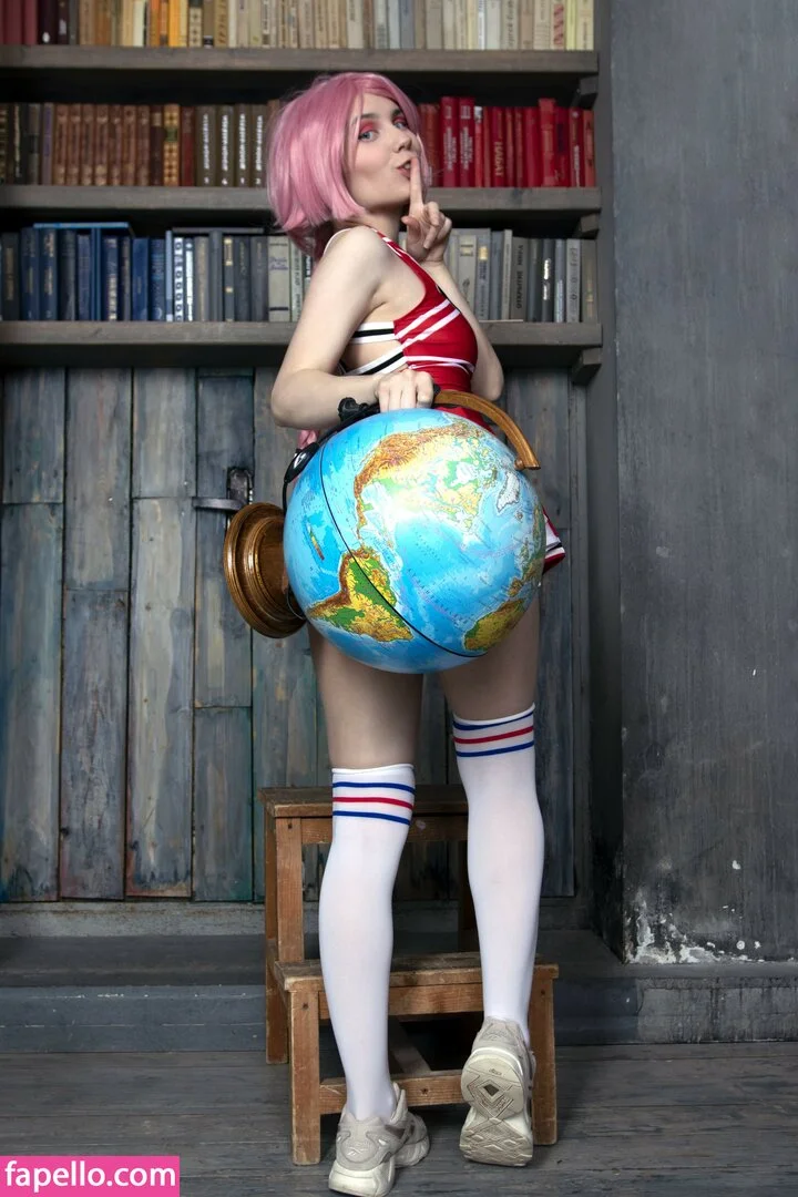 k0lenochka Onlyfans Photo Gallery 