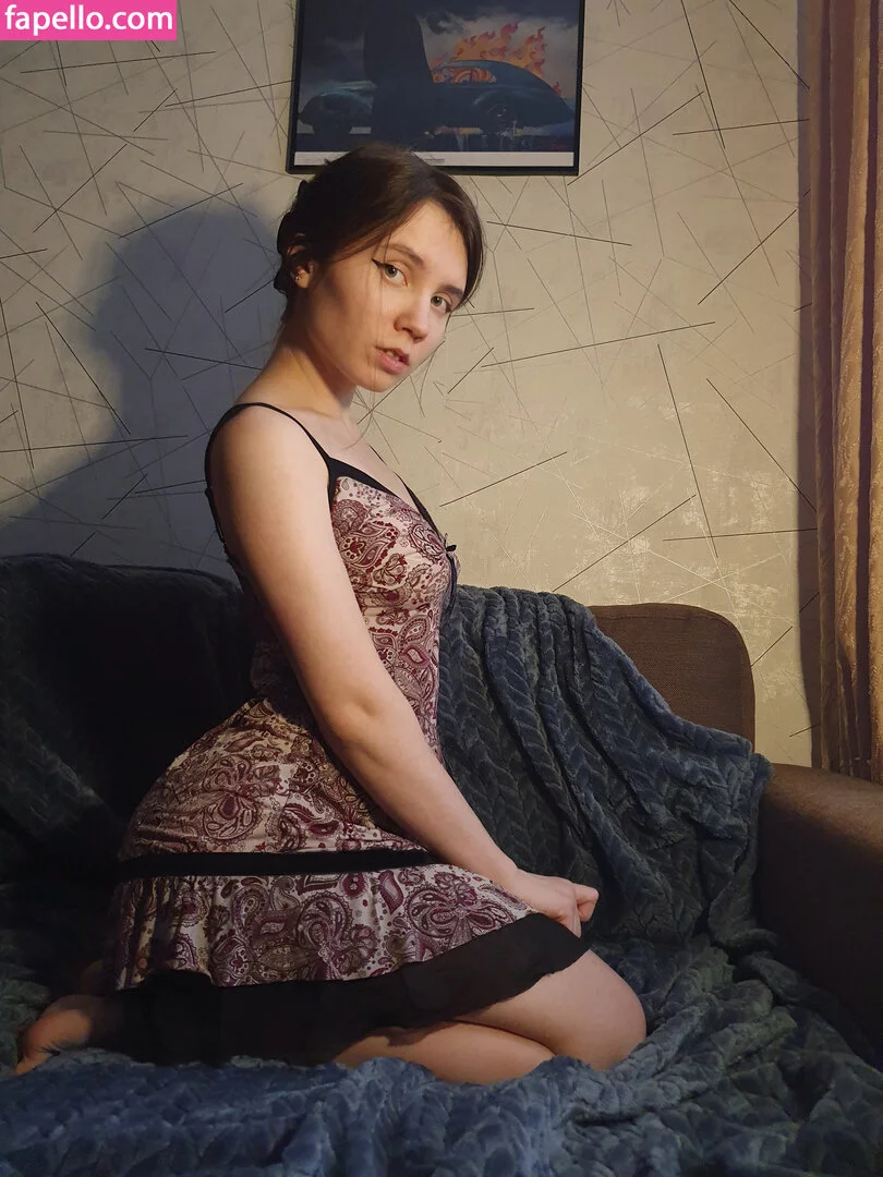 k0lenochka Onlyfans Photo Gallery 