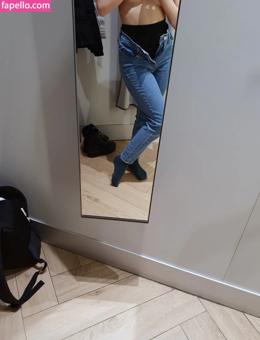 k0lenochka Onlyfans Photo Gallery 