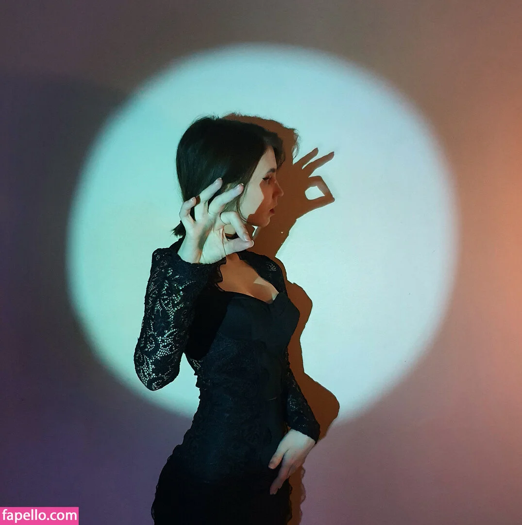 k0lenochka Onlyfans Photo Gallery 