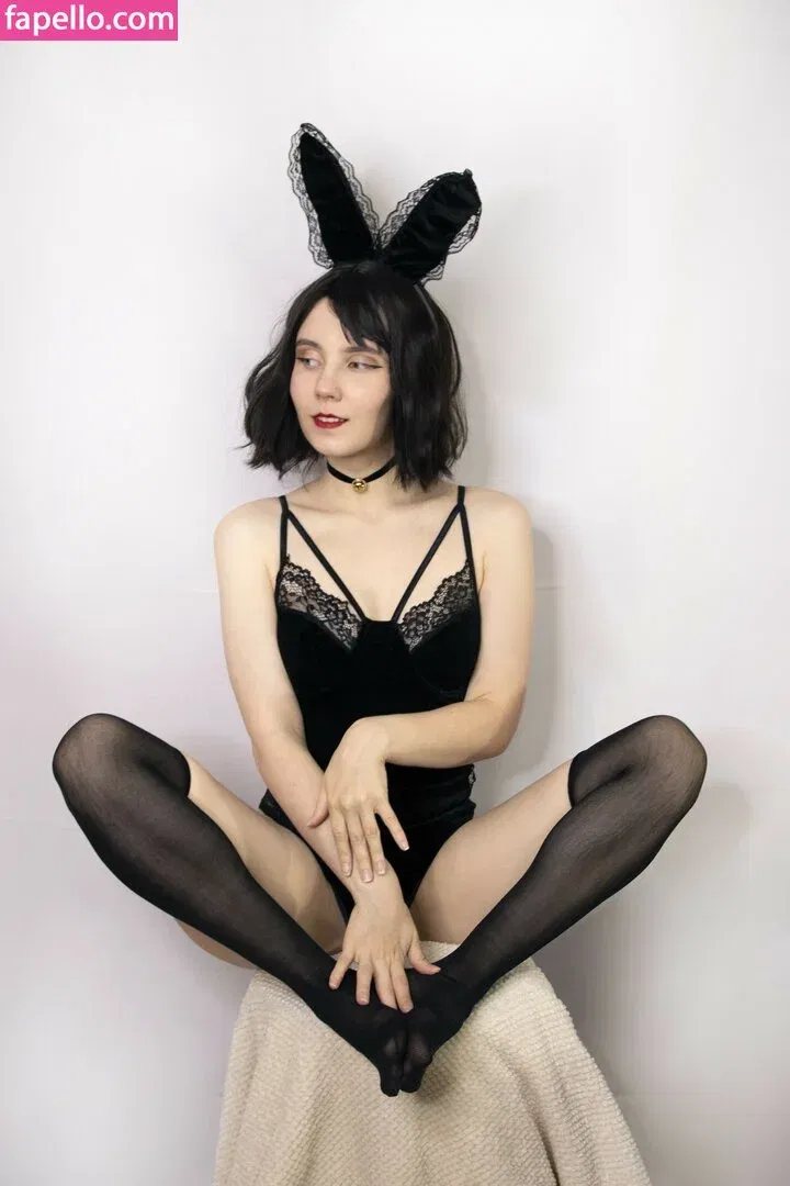 k0lenochka Onlyfans Photo Gallery 