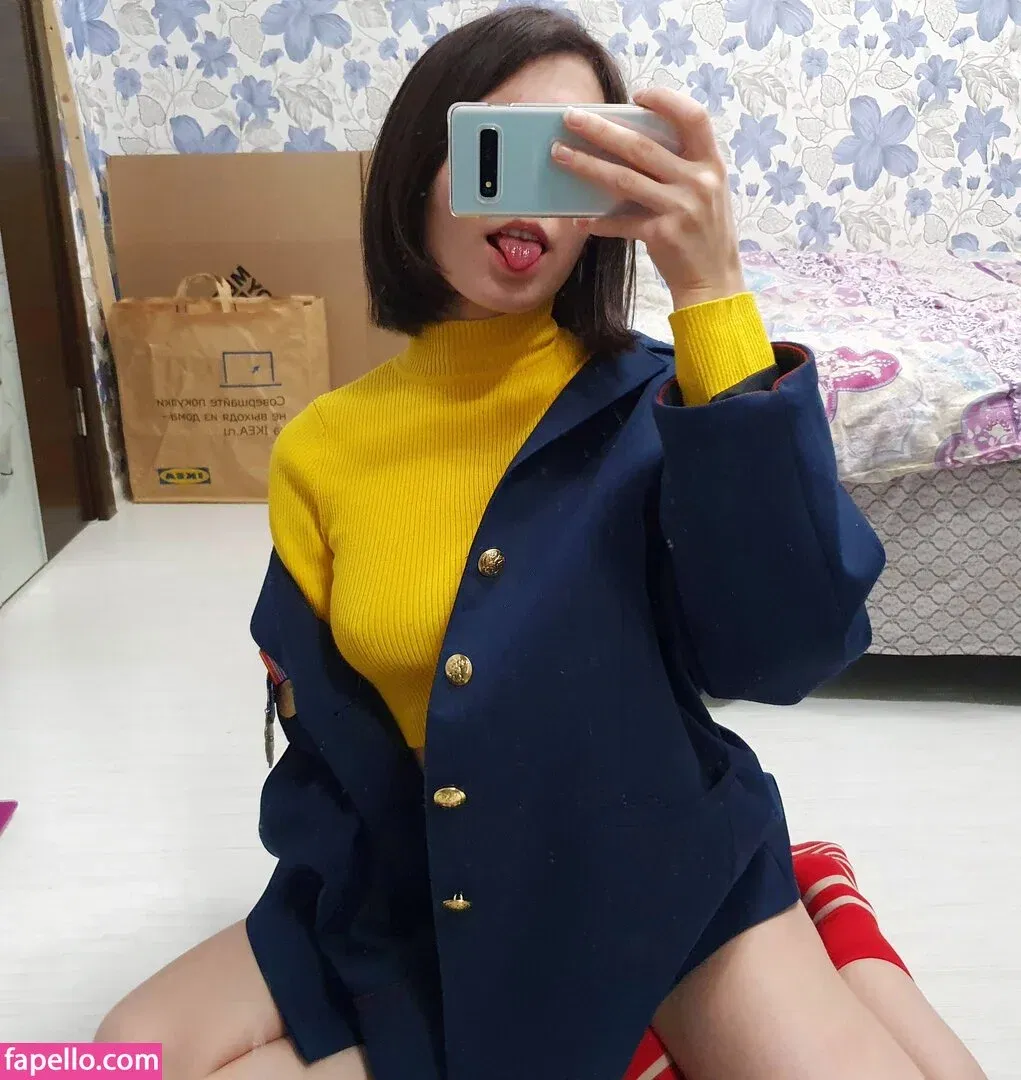 k0lenochka Onlyfans Photo Gallery 