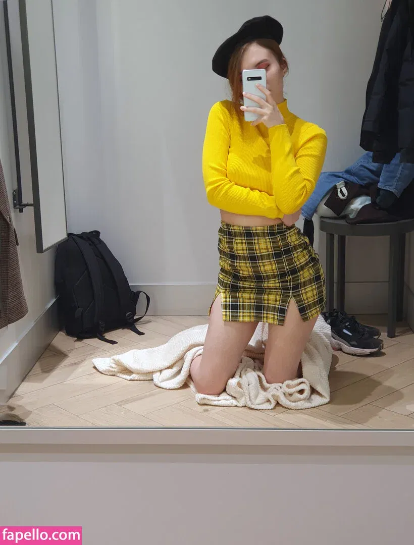 k0lenochka Onlyfans Photo Gallery 