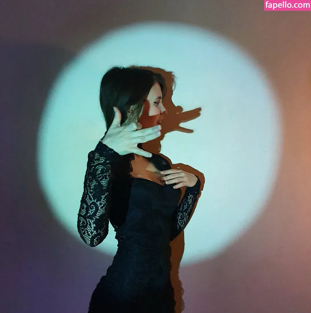 k0lenochka Onlyfans Photo Gallery 