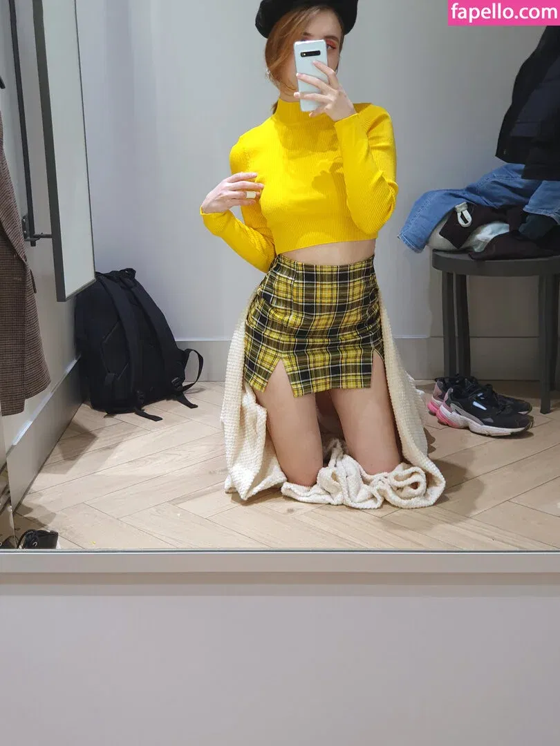 k0lenochka Onlyfans Photo Gallery 