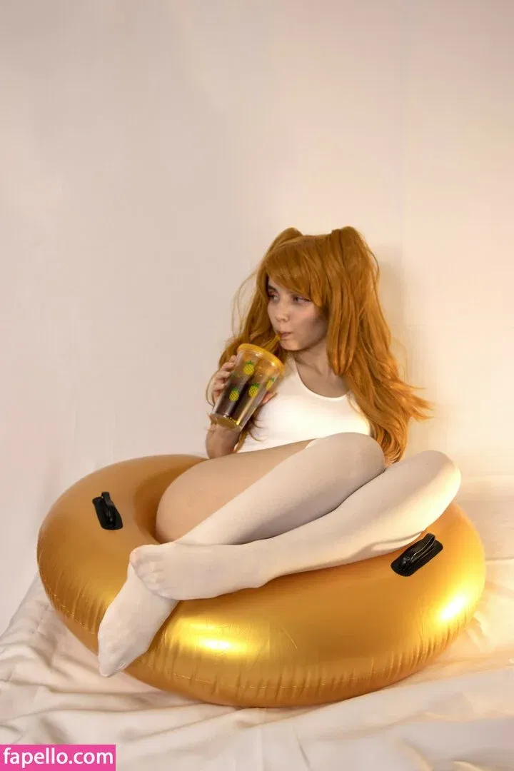 k0lenochka Onlyfans Photo Gallery 