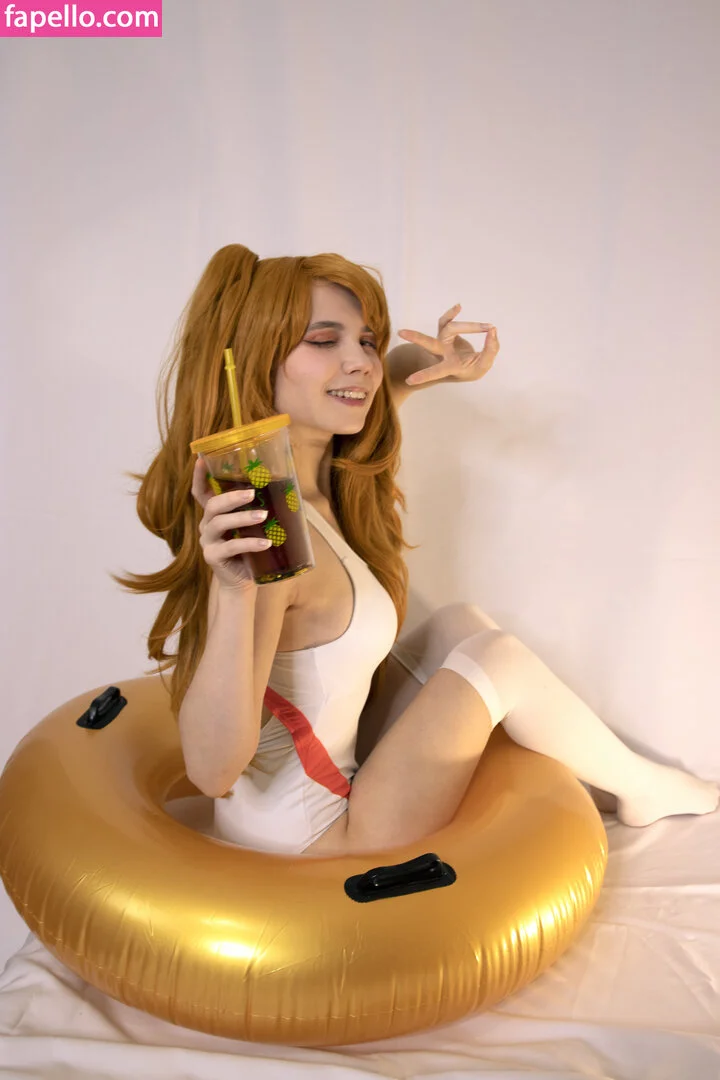 k0lenochka Onlyfans Photo Gallery 