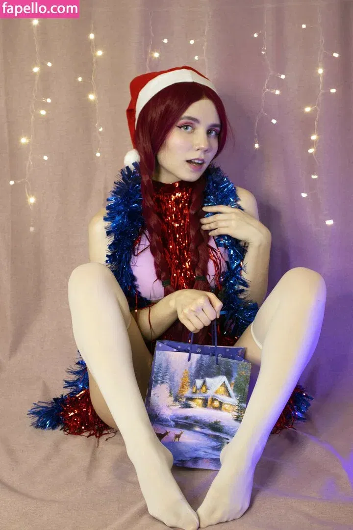 k0lenochka Onlyfans Photo Gallery 