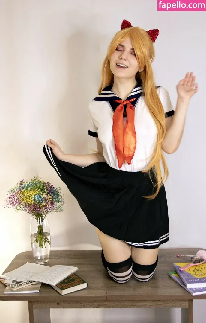 k0lenochka Onlyfans Photo Gallery 