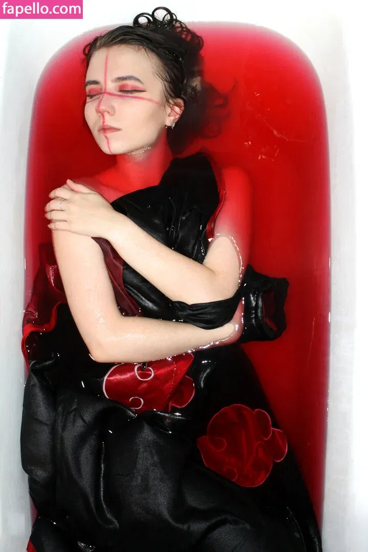 k0lenochka Onlyfans Photo Gallery 