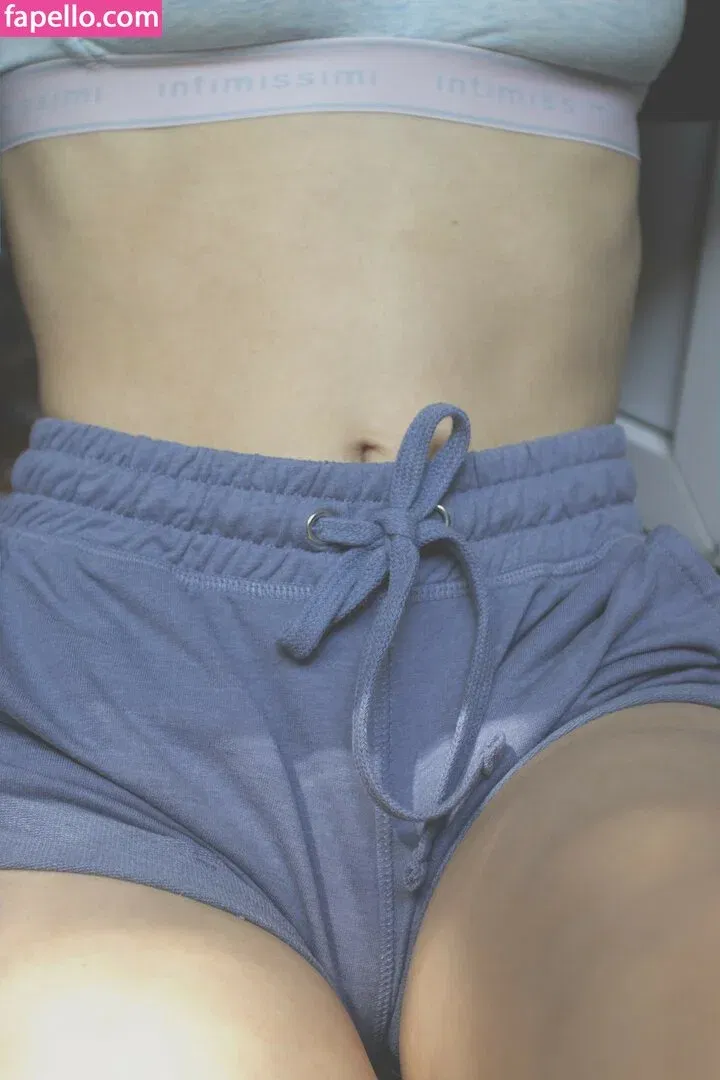 k0lenochka Onlyfans Photo Gallery 