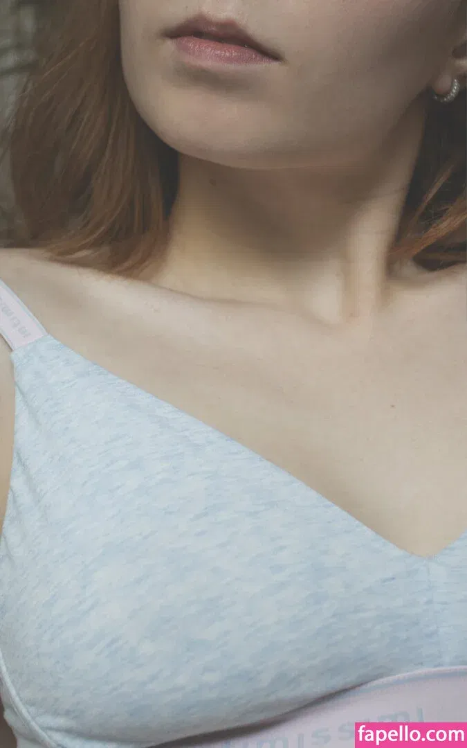 k0lenochka Onlyfans Photo Gallery 