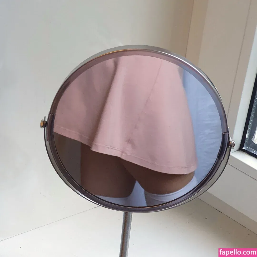 k0lenochka Onlyfans Photo Gallery 