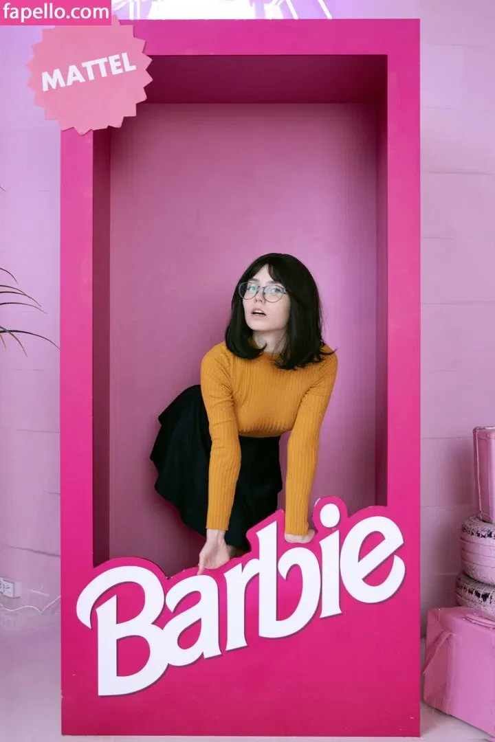 k0lenochka Onlyfans Photo Gallery 