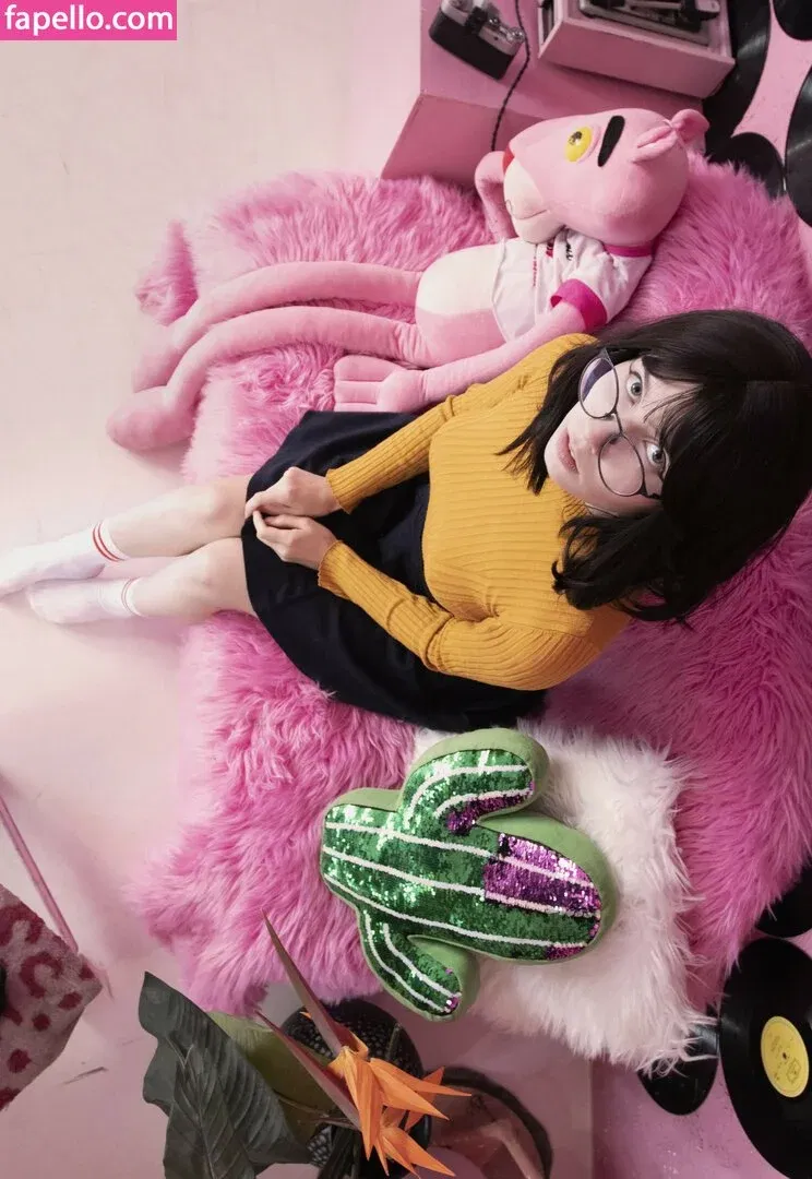 k0lenochka Onlyfans Photo Gallery 