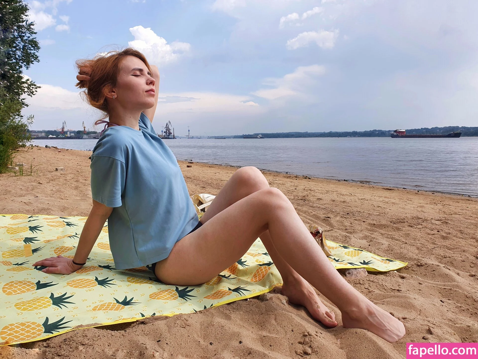 k0lenochka Onlyfans Photo Gallery 