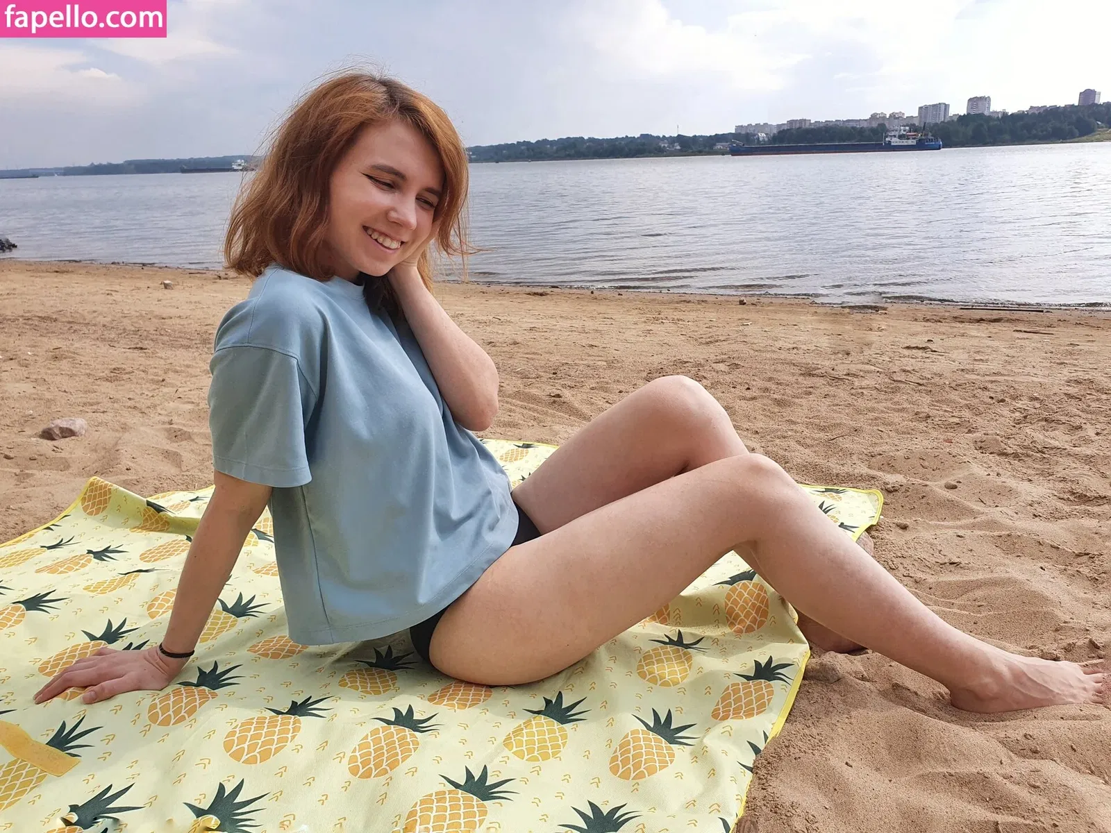 k0lenochka Onlyfans Photo Gallery 