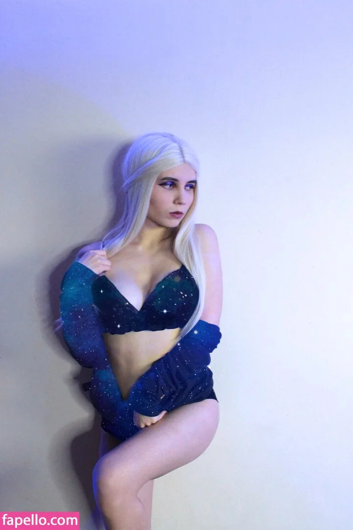 k0lenochka Onlyfans Photo Gallery 