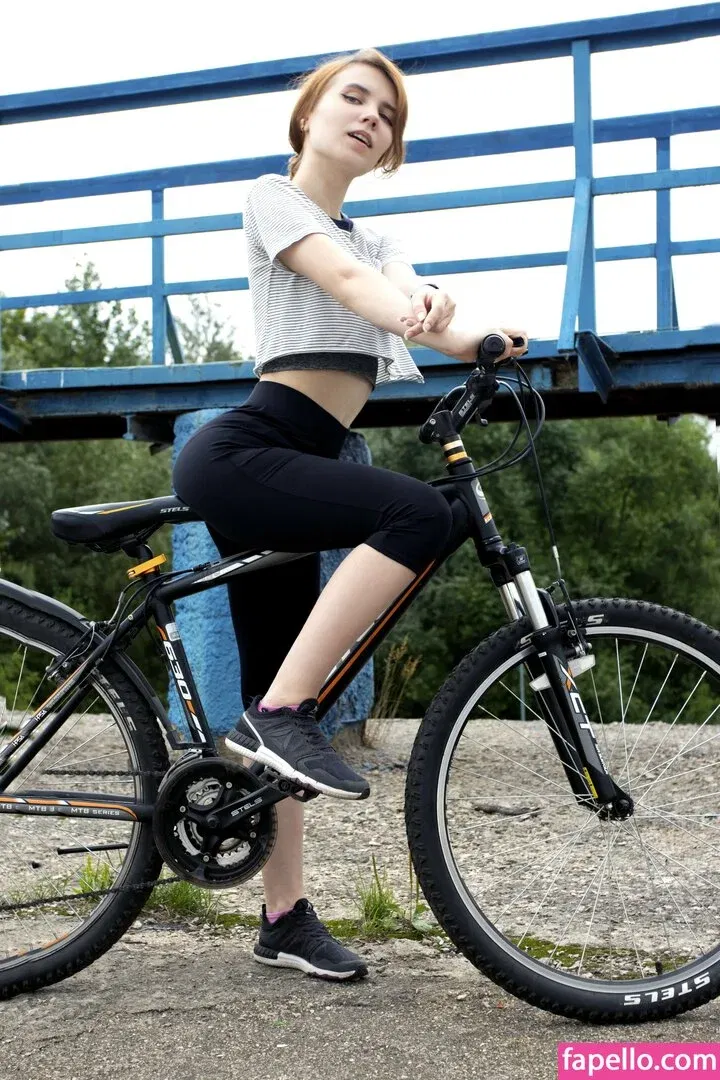 k0lenochka Onlyfans Photo Gallery 