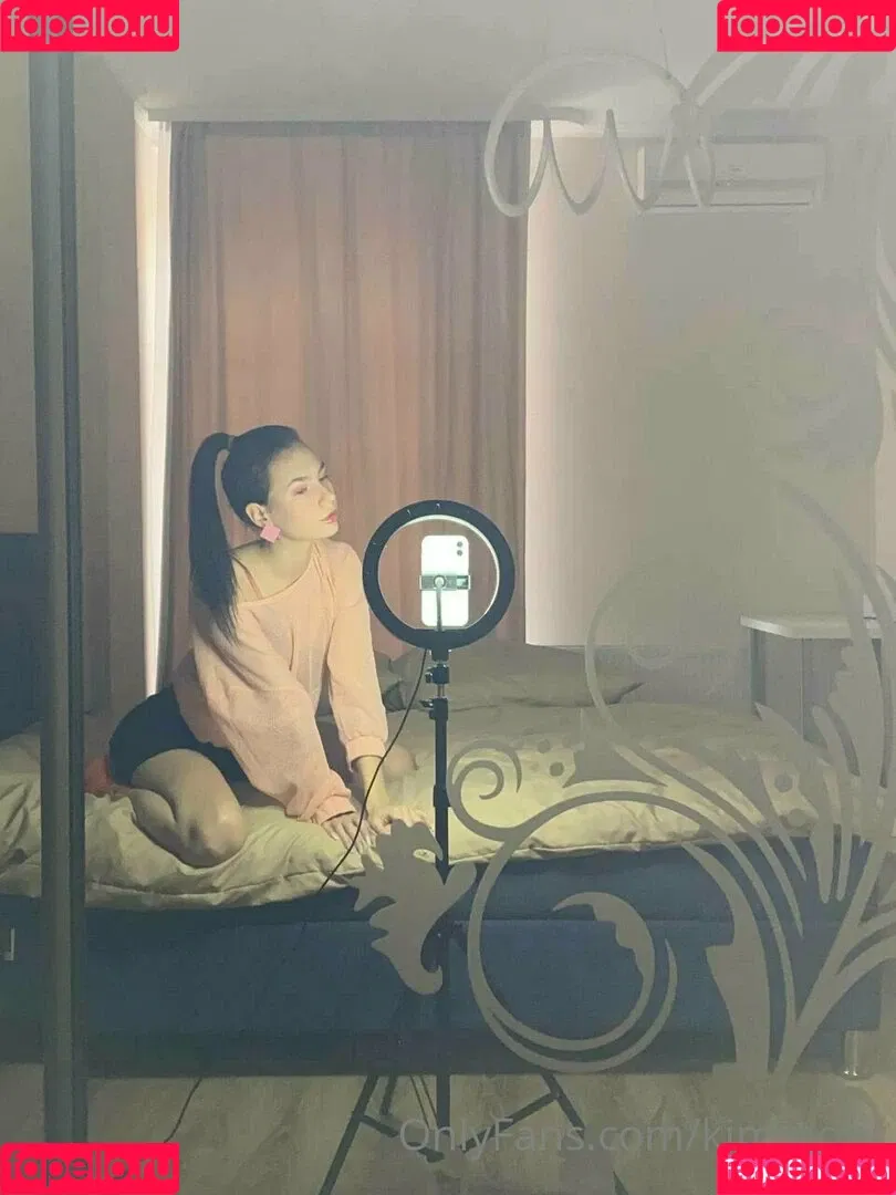 Kim Moor Onlyfans Photo Gallery 