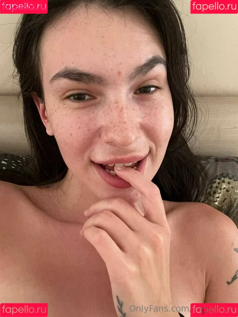 Kim Moor Onlyfans Photo Gallery 