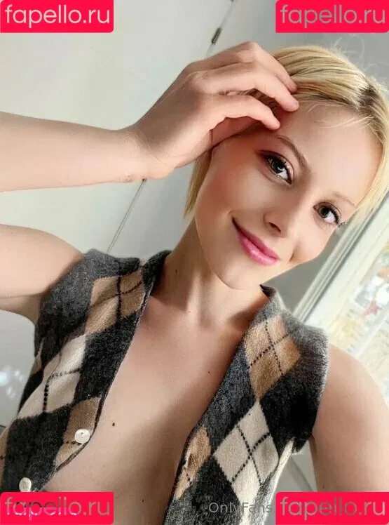 Kim Moor Onlyfans Photo Gallery 