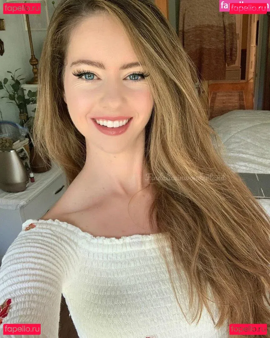 alexanextdoor Onlyfans Photo Gallery 