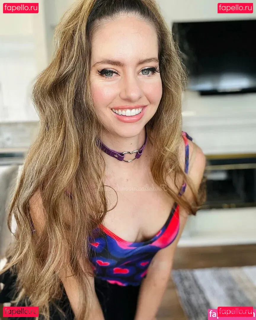 alexanextdoor Onlyfans Photo Gallery 