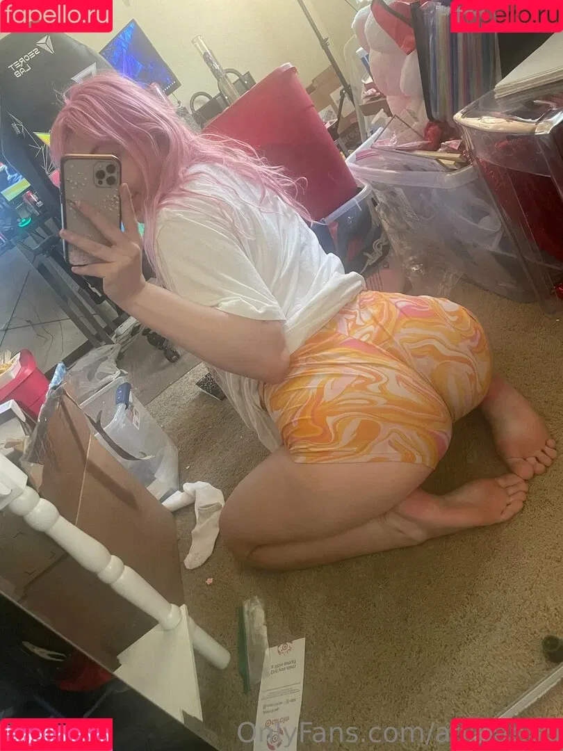 anibae.irl Onlyfans Photo Gallery 