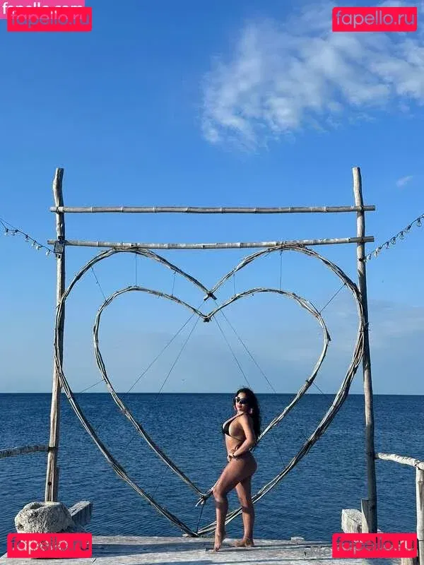 mexicanissima Onlyfans Photo Gallery 