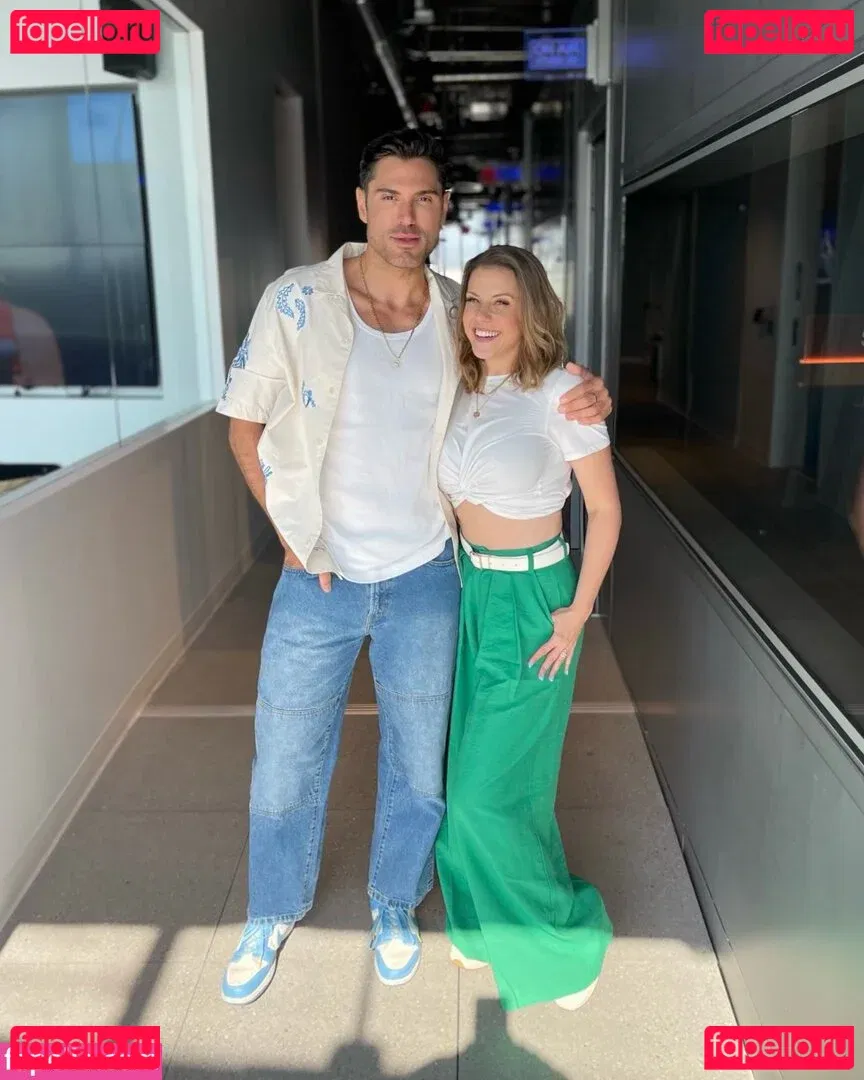 Jodie Sweetin Onlyfans Photo Gallery 