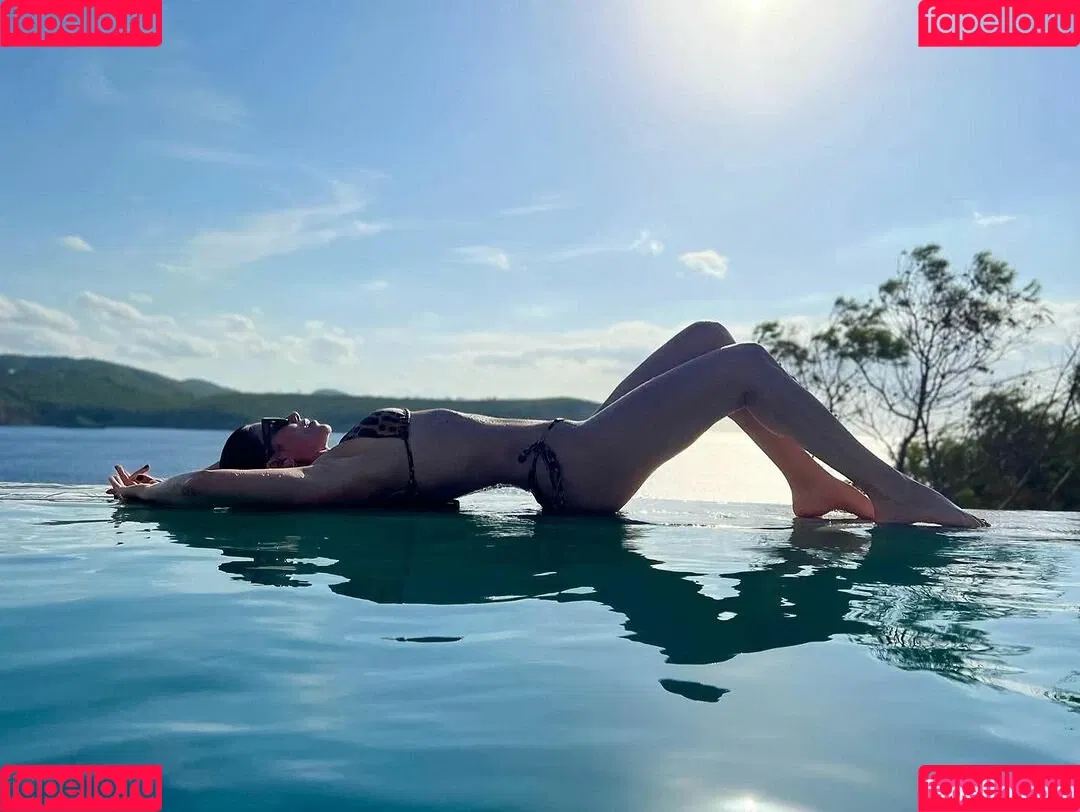 Paula Fernandes Onlyfans Photo Gallery 