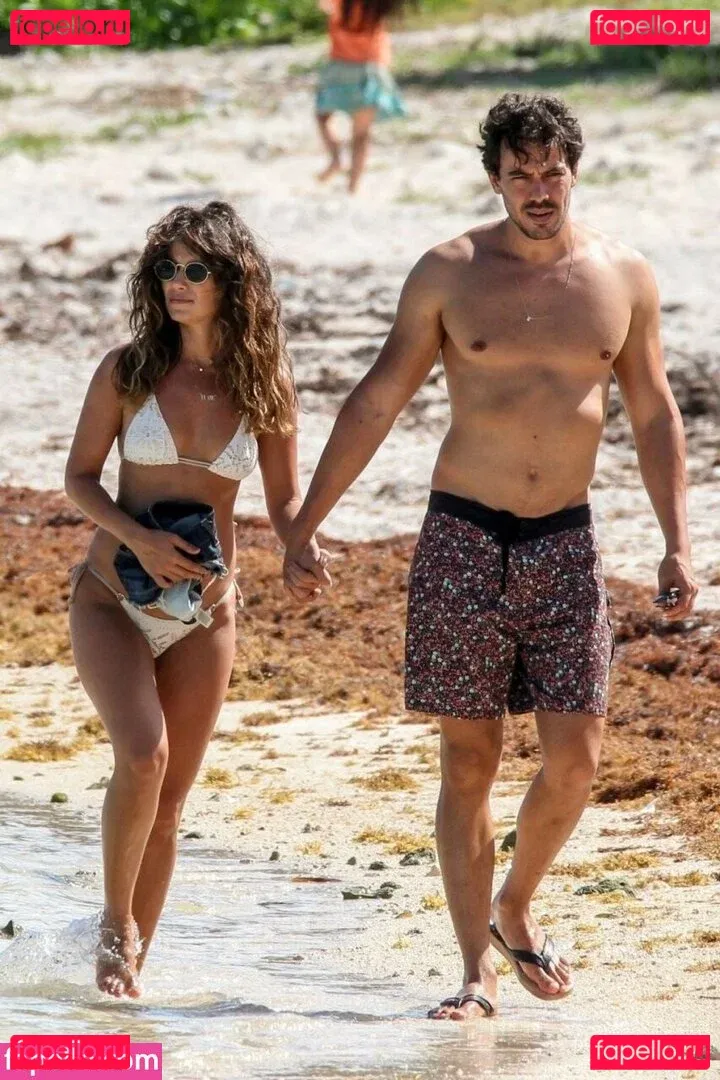 Paula Fernandes Onlyfans Photo Gallery 