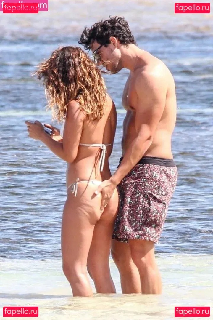 Paula Fernandes Onlyfans Photo Gallery 