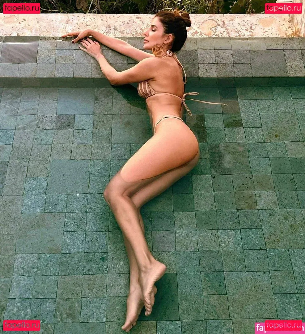 Paula Fernandes Onlyfans Photo Gallery 