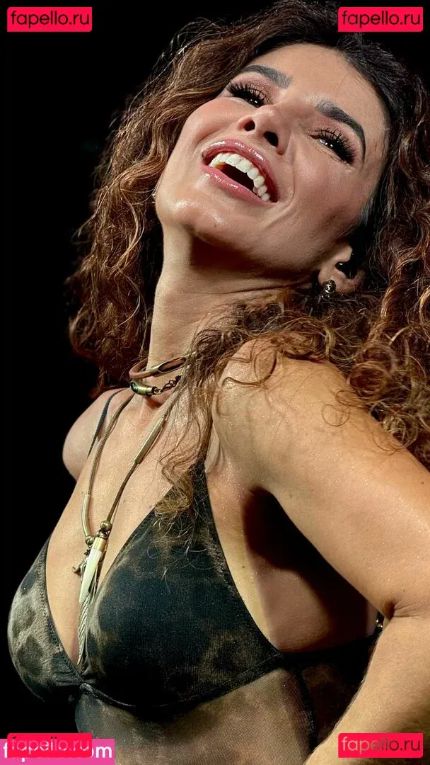 Paula Fernandes Onlyfans Photo Gallery 