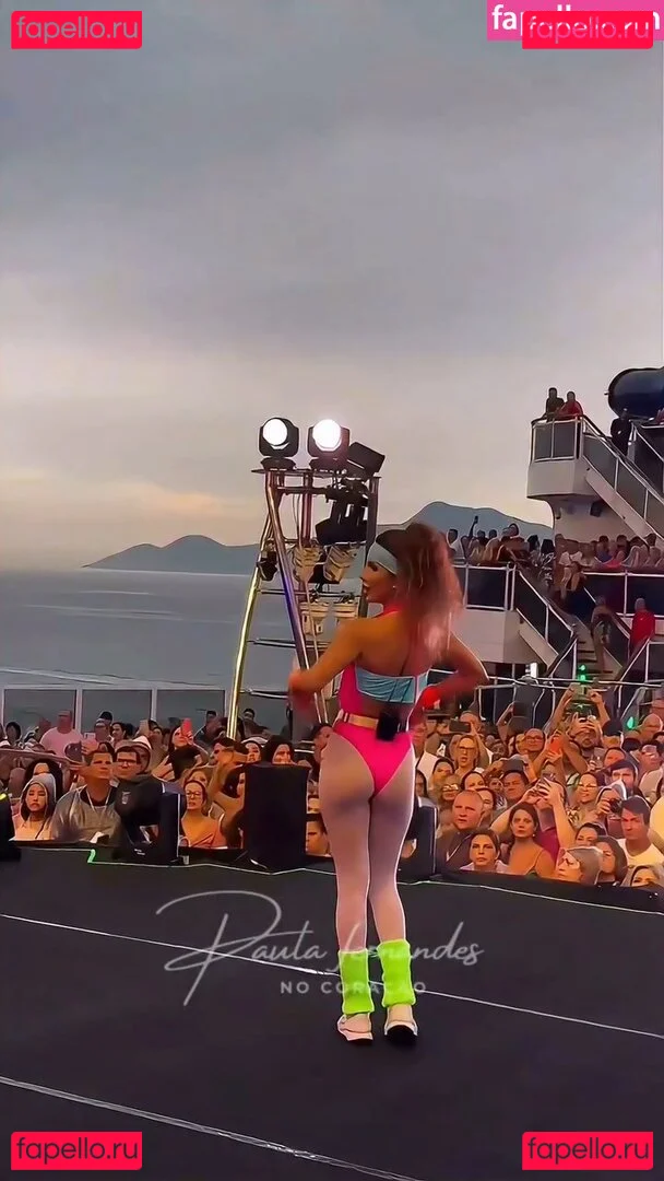 Paula Fernandes Onlyfans Photo Gallery 