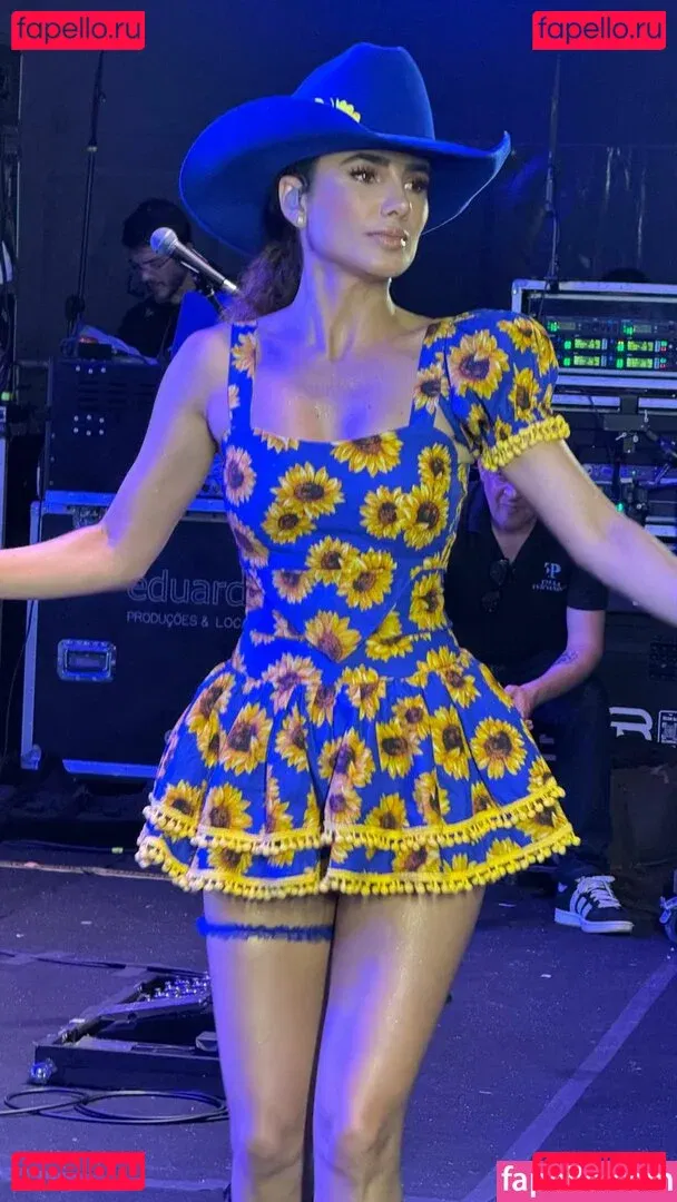 Paula Fernandes Onlyfans Photo Gallery 