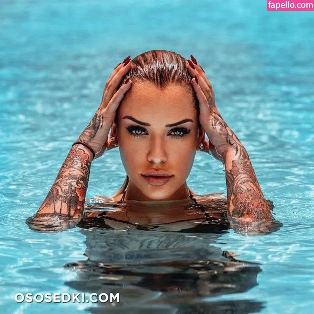 Lolobe4 Onlyfans Photo Gallery 