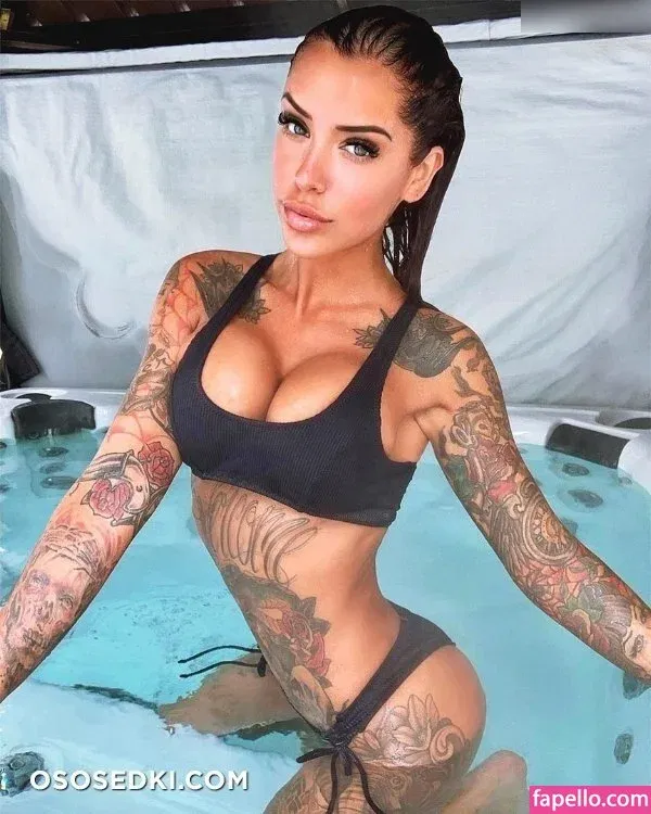 Lolobe4 Onlyfans Photo Gallery 