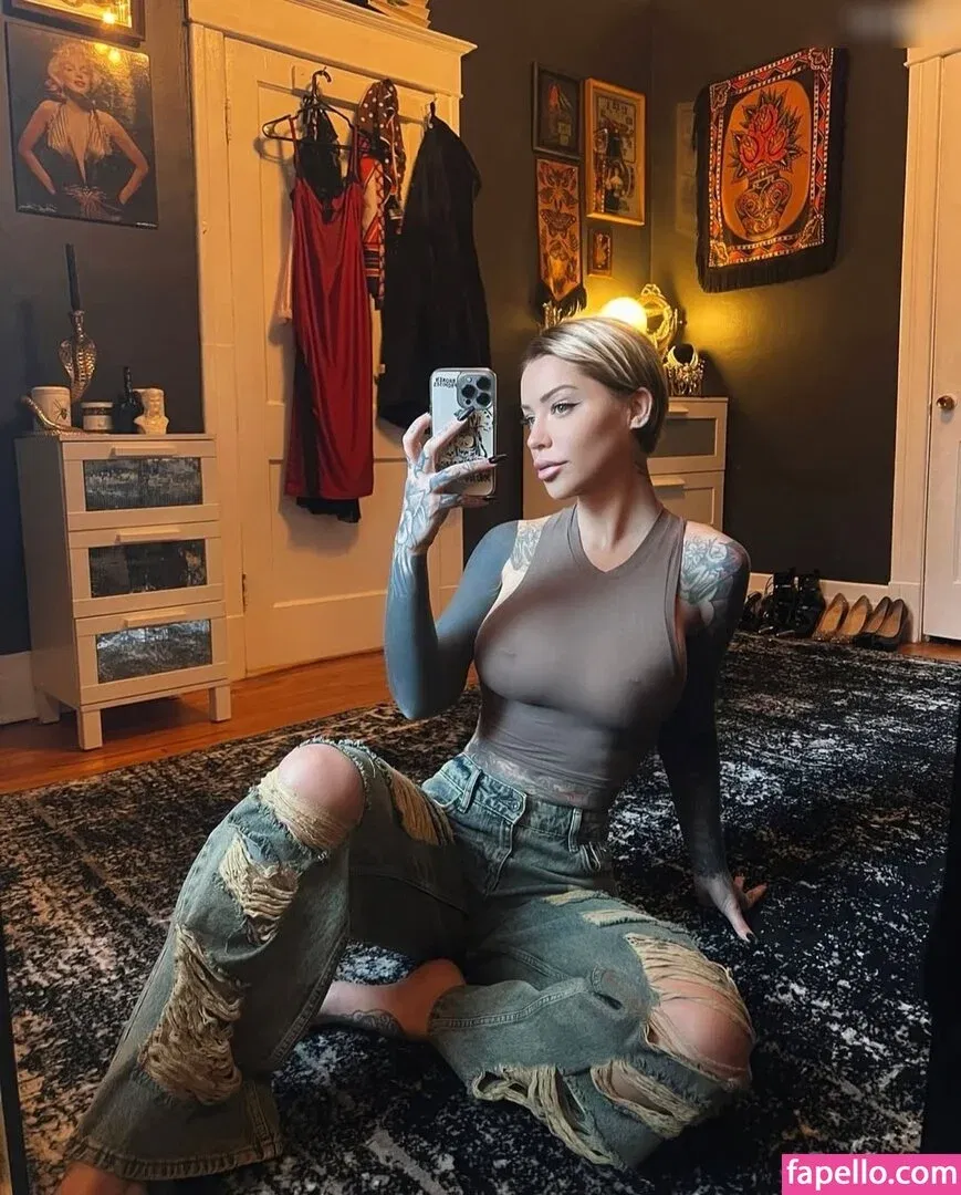 Lolobe4 Onlyfans Photo Gallery 