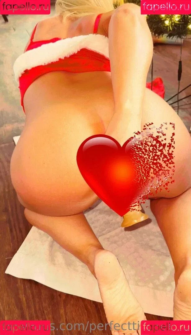 perfecttitsfree22 Onlyfans Photo Gallery 