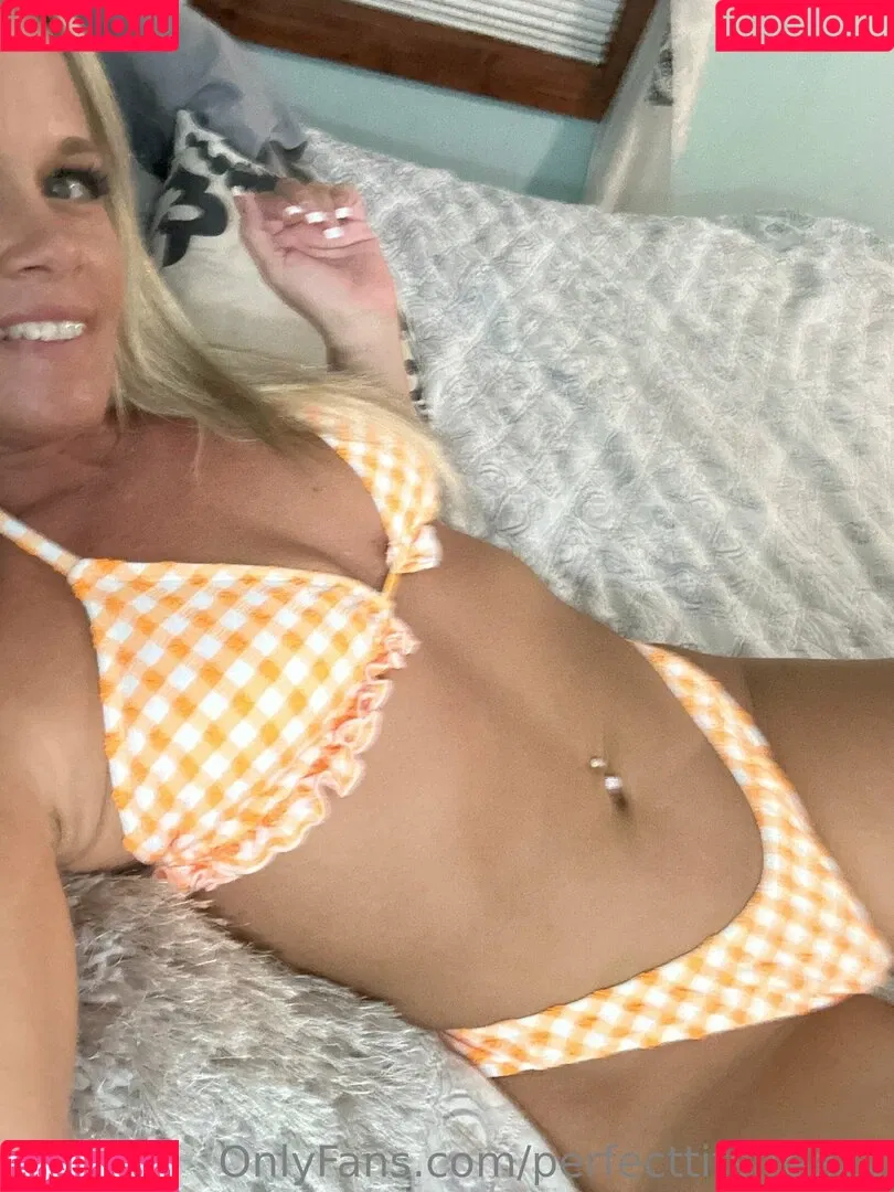 perfecttitsfree22 Onlyfans Photo Gallery 