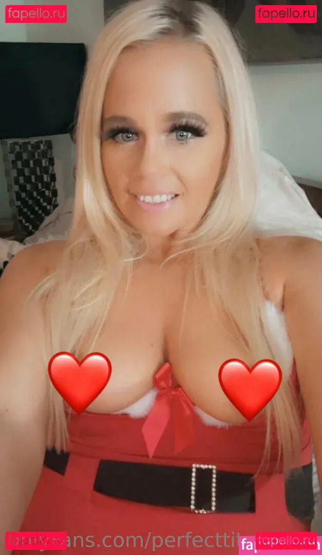 perfecttitsfree22 Onlyfans Photo Gallery 