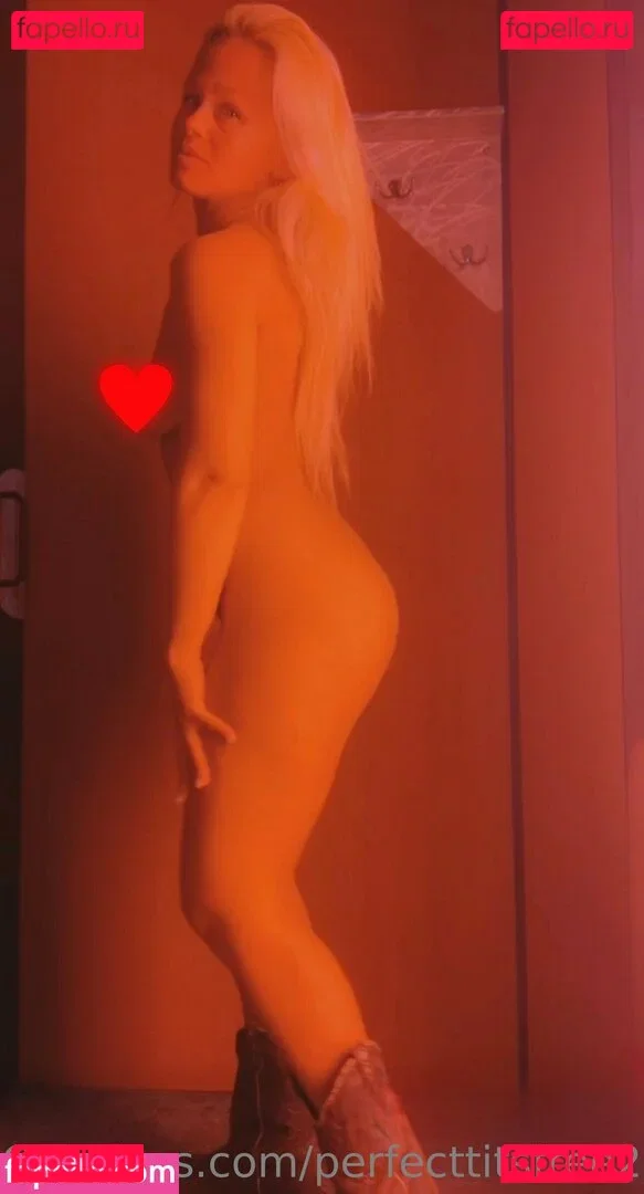 perfecttitsfree22 Onlyfans Photo Gallery 