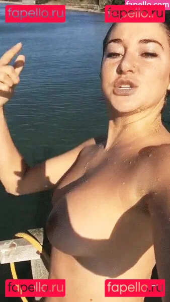 Shailene Woodley Onlyfans Photo Gallery 