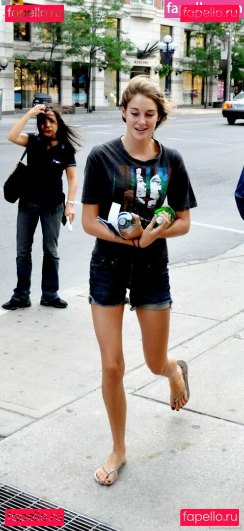 Shailene Woodley Onlyfans Photo Gallery 